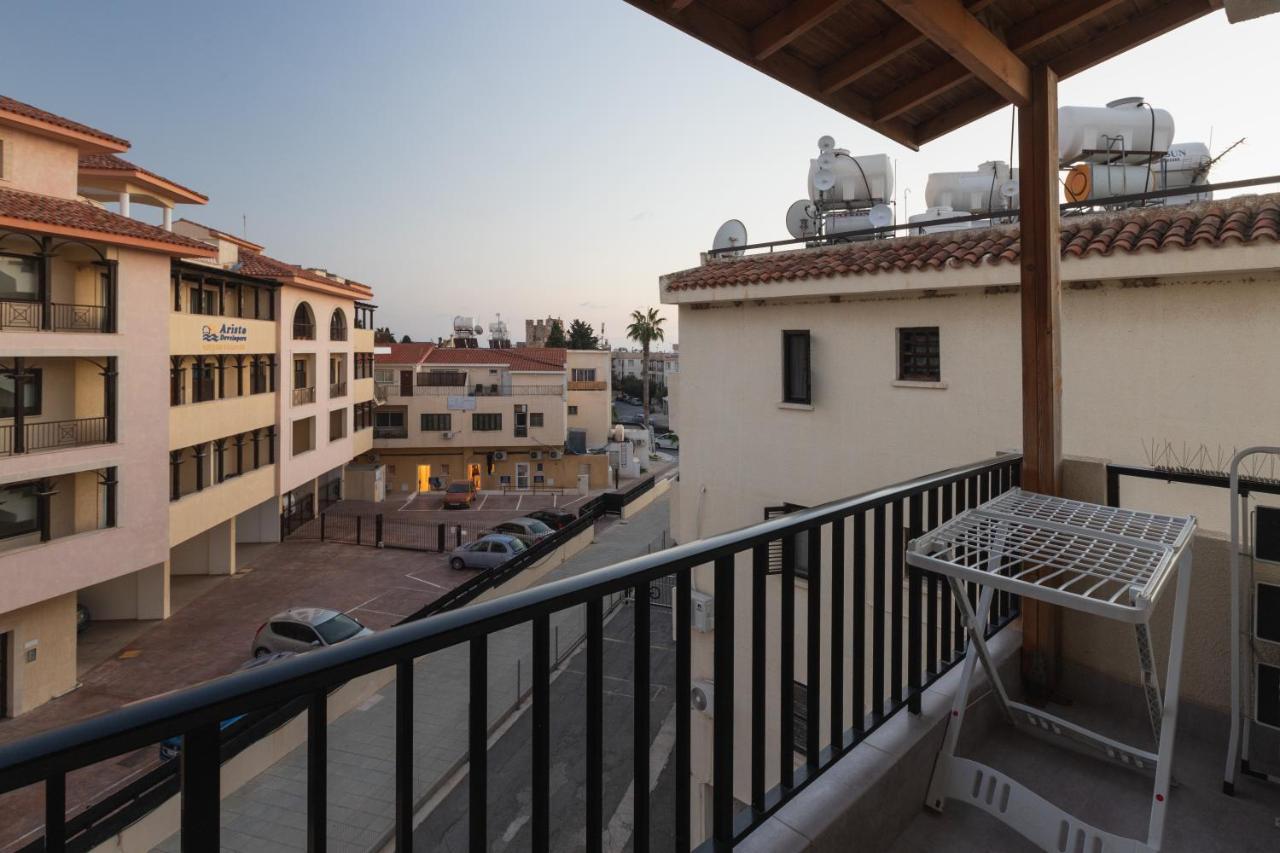 Alexis Apartments - Lovely 2-Bedroom With Swimming Pool Paphos Eksteriør bilde